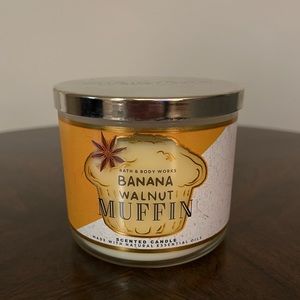 Bath and Body Works candle
